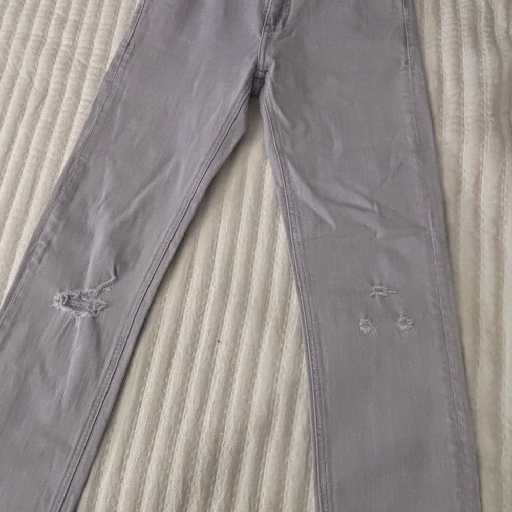 : : PILCRO Straight Leg Light Wash Distressed Jeans : : - Picture 3 of 16
